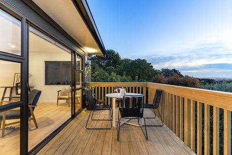 Photo of property in 1 Tauhinu Road, Greenhithe, Auckland, 0632