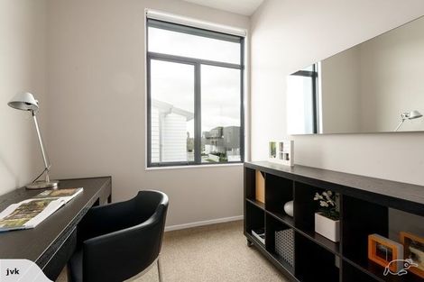 Photo of property in 26 Komanawa Lane, Mount Wellington, Auckland, 1062