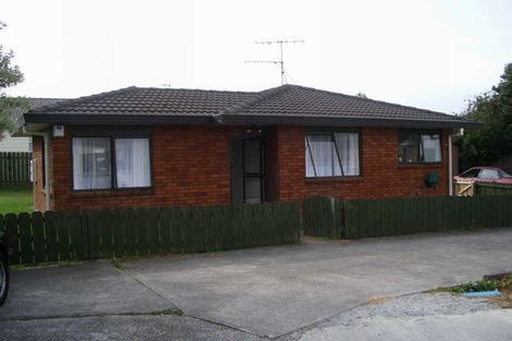 Photo of property in 1/24 Janese Place, Weymouth, Auckland, 2103