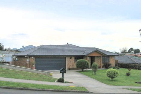 Photo of property in 18 Dorchester Place, Nawton, Hamilton, 3200