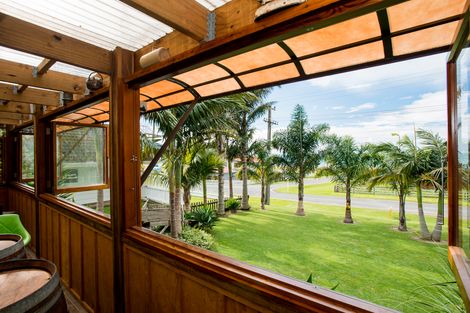 Photo of property in 52 Arthur Street, Tokomaru Bay, 4079