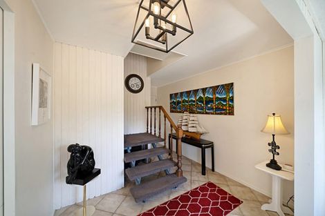 Photo of property in 18 Kitewaho Road, Swanson, Auckland, 0816