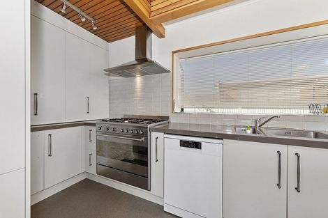 Photo of property in 18 Herbert Road, Queenwood, Hamilton, 3210