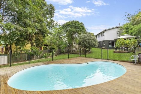 Photo of property in 18 Abbeygate Street, Birkdale, Auckland, 0626