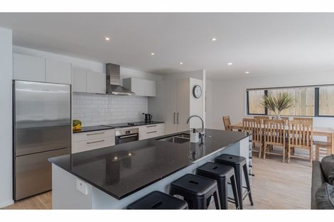 Photo of property in 30 Accolage Boulevard, Kumeu, 0810