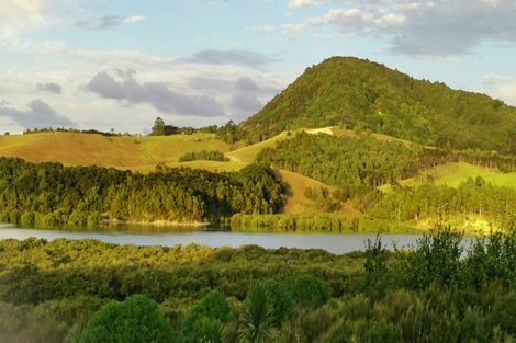 Photo of property in 107 Jumna Road, Maungaturoto, 0587