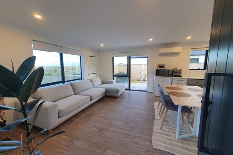 Photo of property in 7 Kahotea Place, Papamoa Beach, Papamoa, 3118