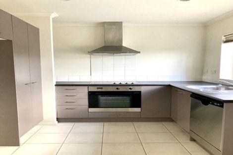 Photo of property in 12 Rosandich Drive, Sunnyvale, Auckland, 0612