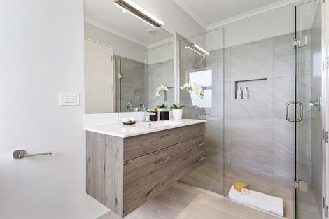 Photo of property in 3 Kuawa Drive, Kumeu, 0810