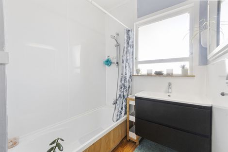 Photo of property in 203 Warburton Crescent, Te Awamutu, 3800