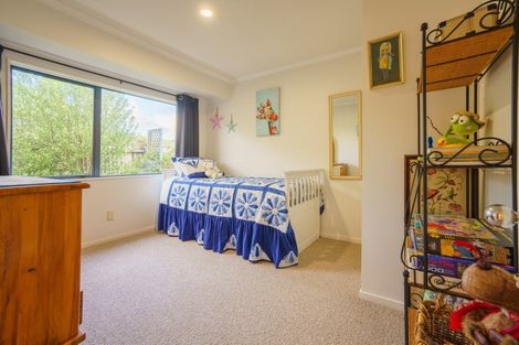 Photo of property in 5 Caversham Drive, Rototuna, Hamilton, 3210