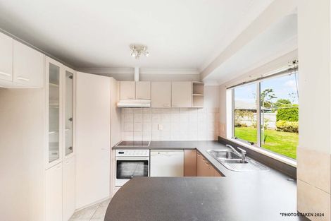 Photo of property in 21 Martin Jugum Lane, Ranui, Auckland, 0612