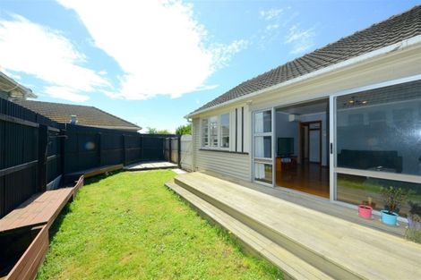 Photo of property in 2/7 Wilmot Street, Northcote, Christchurch, 8052