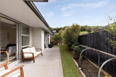 Photo of property in 6 Lakeside Terrace, Omokoroa, 3114