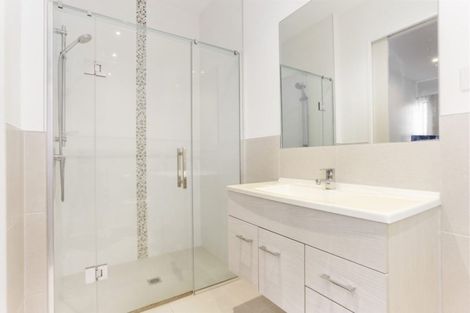 Photo of property in 78 Hobsonville Point Road, Hobsonville, Auckland, 0616