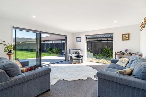 Photo of property in 8 Beak Street, Rolleston, 7615