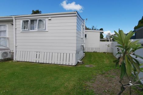 Photo of property in 44 Brandon Road, Glen Eden, Auckland, 0602