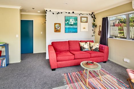 Photo of property in 10 Pohutukawa Grove, Titahi Bay, Porirua, 5022