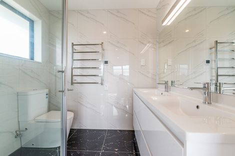 Photo of property in 13 Discovery Drive, Gulf Harbour, Whangaparaoa, 0930