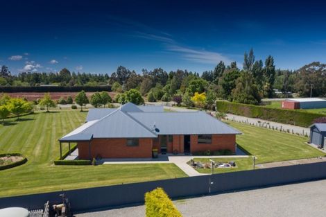 Photo of property in 68 Grahams Road, Tinwald, Ashburton, 7774