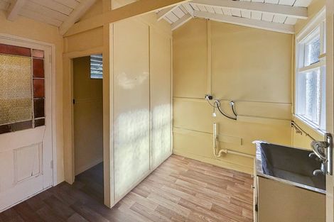 Photo of property in 7 Windsor Street, Dannevirke, 4930