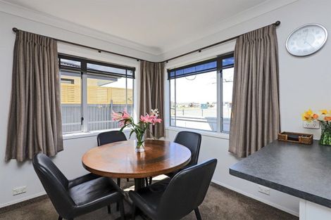 Photo of property in 36a Anzac Avenue, Onekawa, Napier, 4110