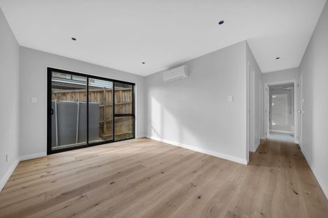 Photo of property in 5 Lawson Creek Street, Massey, Auckland, 0614