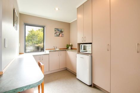 Photo of property in 18 Airini Road, Waimarama, Havelock North, 4294