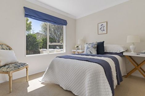 Photo of property in 28 Craigavon Drive, East Tamaki, Auckland, 2013