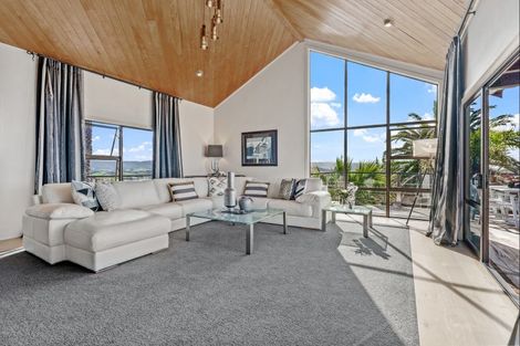 Photo of property in 5 Kotare Place, Sandspit, Warkworth, 0982