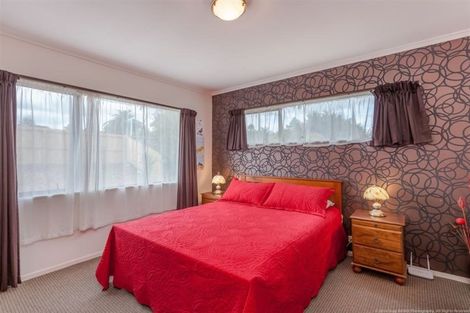 Photo of property in 1/15 Newington Road, Henderson, Auckland, 0612