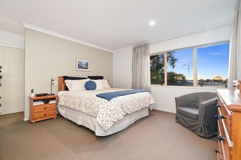 Photo of property in 20a Alison Street, Hamilton Lake, Hamilton, 3204