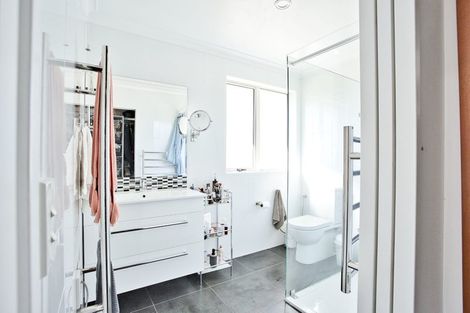 Photo of property in 41 Broadhaven Avenue, Parklands, Christchurch, 8083