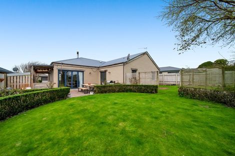 Photo of property in 35 Maire Street, Hawera, 4610