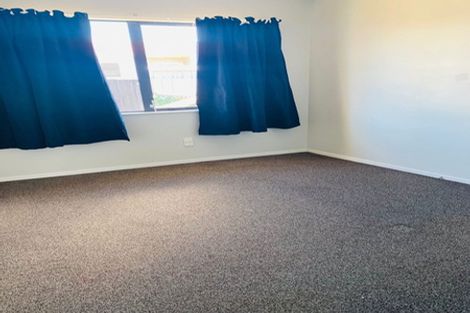 Photo of property in 79a Templeton Place, Clendon Park, Auckland, 2103