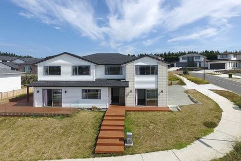 Photo of property in 19 Resolution Drive, Gulf Harbour, Whangaparaoa, 0930