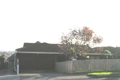 Photo of property in 3 Somerville Road, Shelly Park, Auckland, 2014