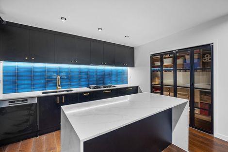 Photo of property in 3 Manawanui Way, Orewa, 0931