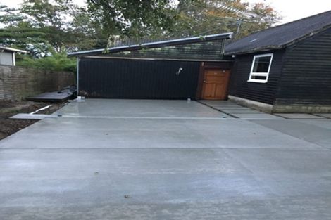 Photo of property in 22 Paramu Avenue, Birkdale, Auckland, 0626