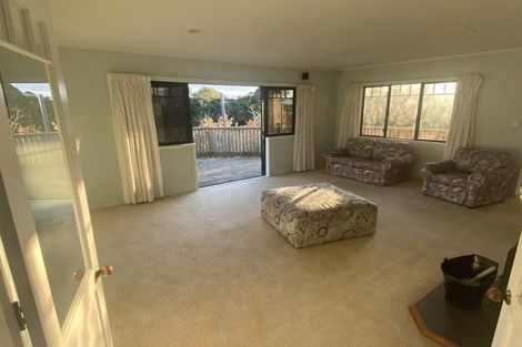 Photo of property in 6 Pararewa Drive, Whalers Gate, New Plymouth, 4310