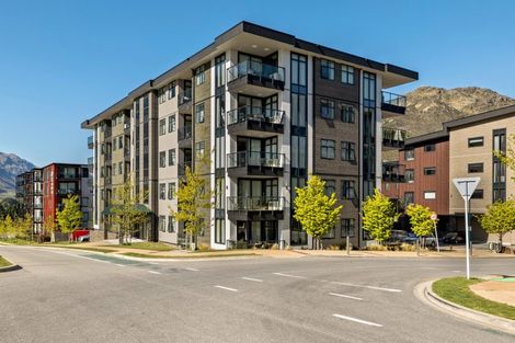 Photo of property in Wyndham Gardens Apartments, 102/30 Red Oaks Drive, Frankton, Queenstown, 9300