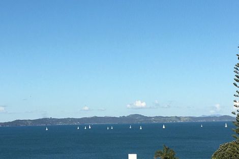 Photo of property in 1/10 Burford Place, Mellons Bay, Auckland, 2014