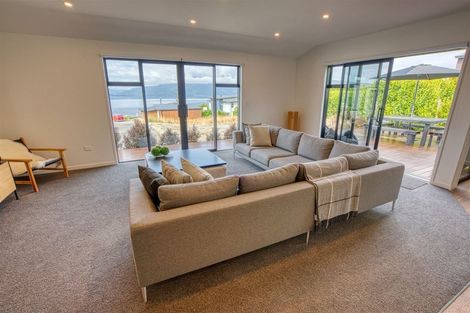 Photo of property in 1 Koe Street, Moana, 7872