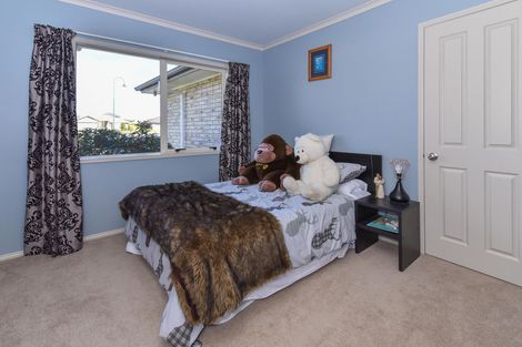 Photo of property in 9 Brechin Place, Wattle Downs, Auckland, 2103