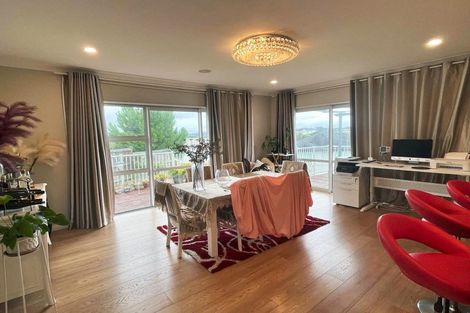 Photo of property in 16 Gumdigger Rise, Silverdale, 0932