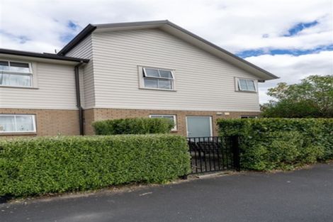 Photo of property in 1 Chiefs Court, Hamilton East, Hamilton, 3216