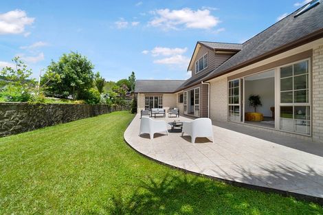 Photo of property in 3 Napuka Road, Henderson Valley, Auckland, 0612