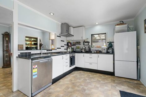 Photo of property in 13 Hamilton Road, Cambridge, 3434