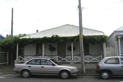 Photo of property in 2/5 Anne Street, Devonport, Auckland, 0624