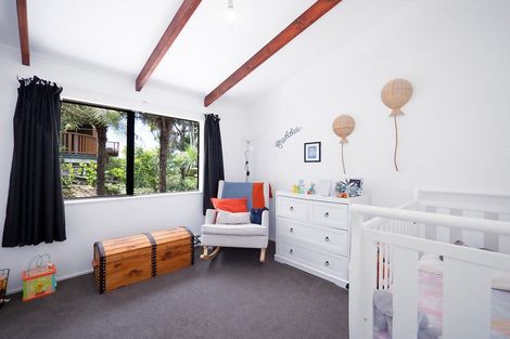 Photo of property in 86 School Road, Paihia, 0200